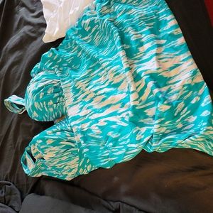 Lane bryant swim suit size 36ddd ruched size split straps teal and white
